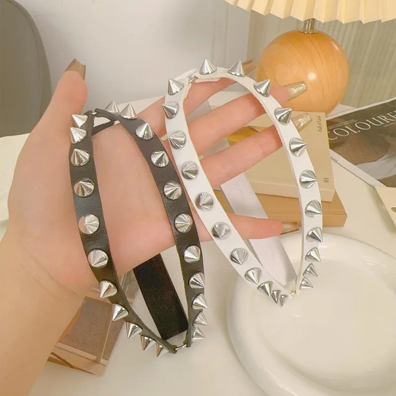 Garter Kaki Model Kerucut Dua  - Leatherwork Rivets ulasan dan harga